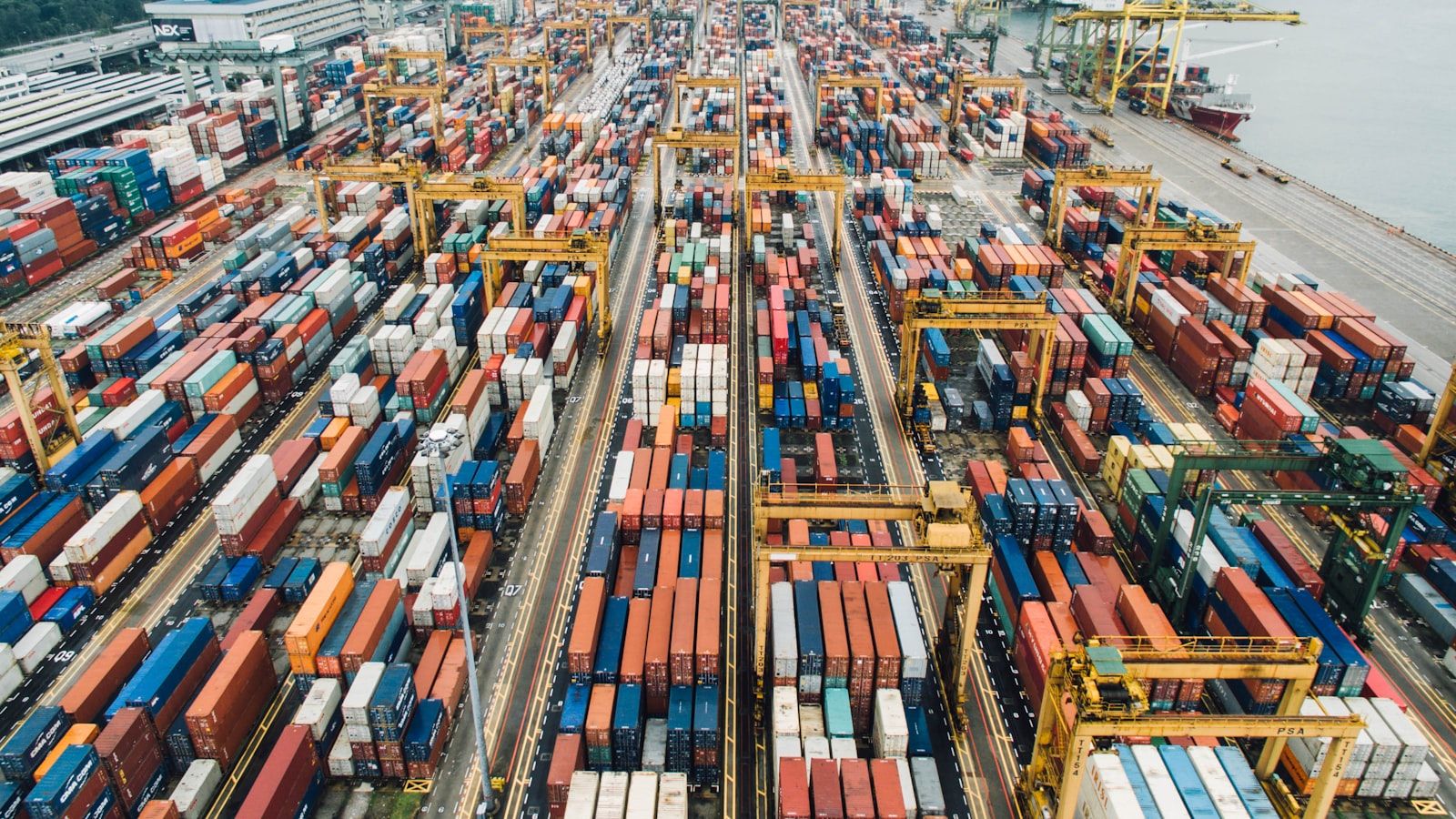 Why eBay sellers sourcing from Alibaba lose hours to messages, and what AI fixes